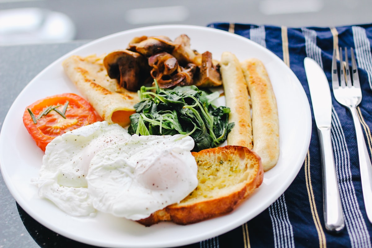 Fresh vegetables and healthy ingredients for diabetes-friendly cooking